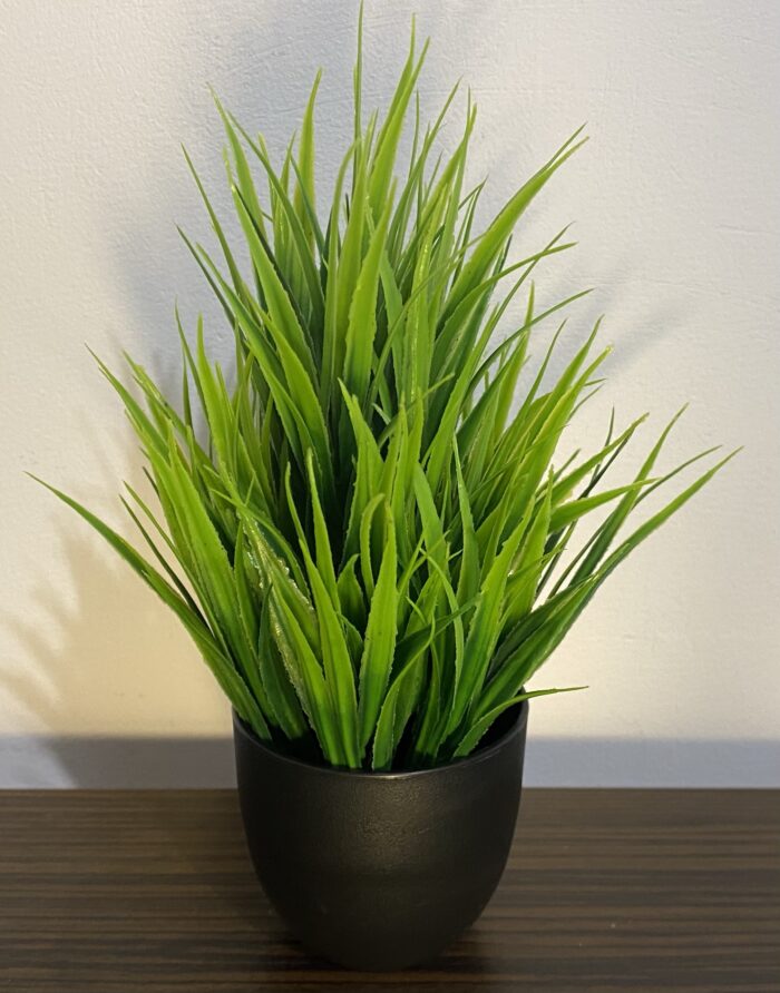 Plantă decorativă artificială în ghiveci